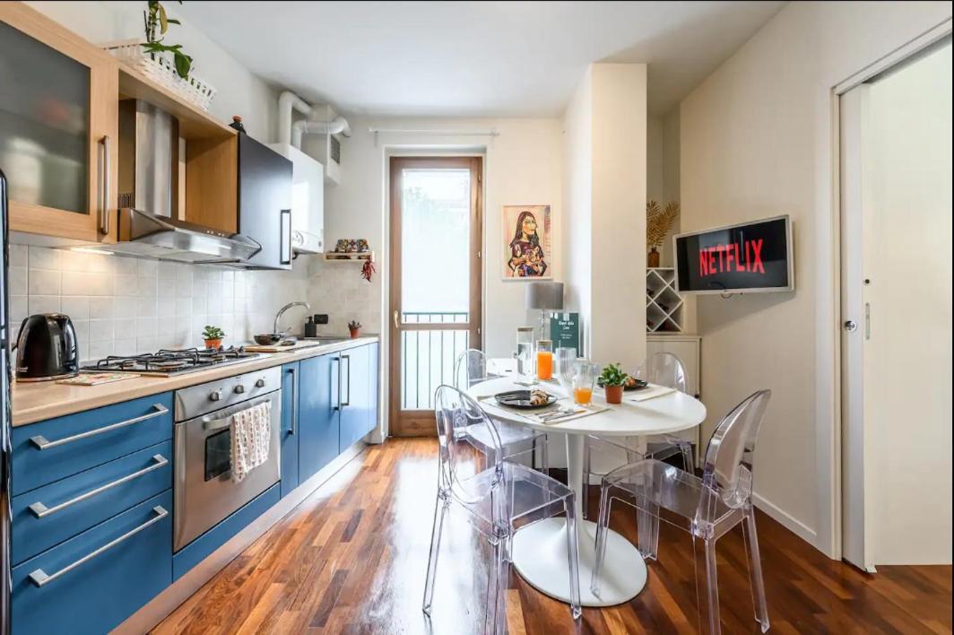 Casa Albertina Grazioso Appartamento Vicino Alla Stazione モンツァ エクステリア 写真